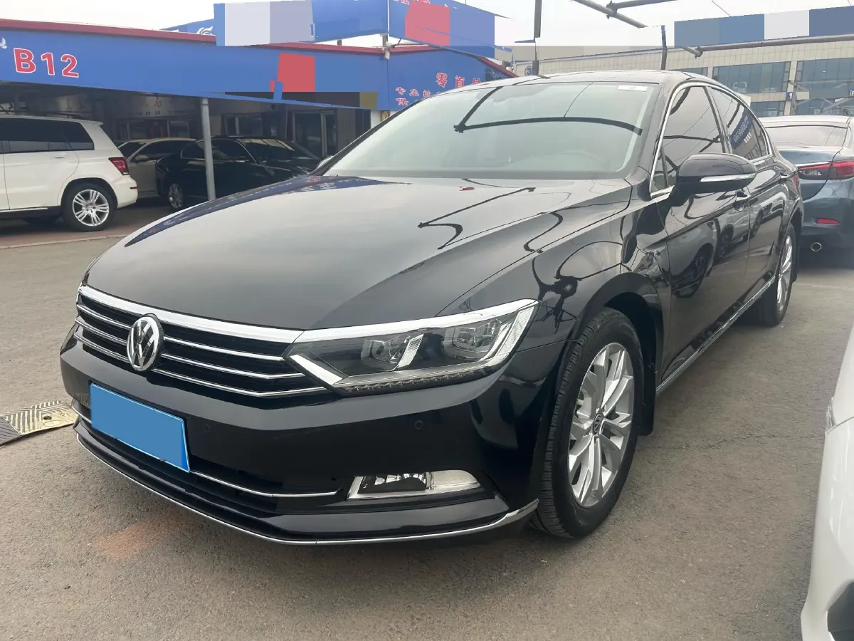 2019 Volkswagen Magotan 2.0T 186HP L4 7DCT,autocango,china used car exporter,china ev exporter,chinese used car exporter,chinese used ev exporter