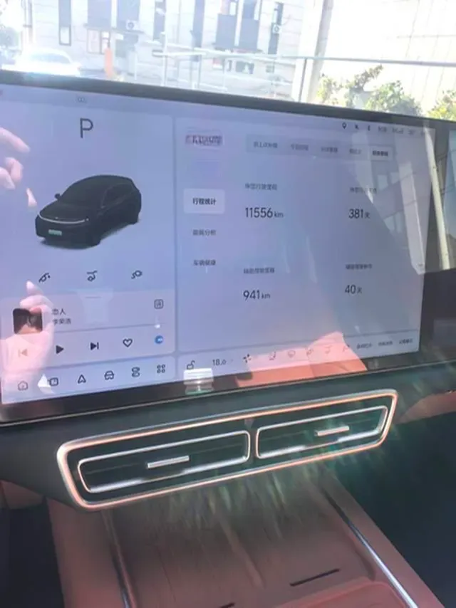 2024 Li L8 Range Extended 154HP REEV 42.8KWH,autocango,china used car exporter,china ev exporter,chinese used car exporter,chinese used ev exporter