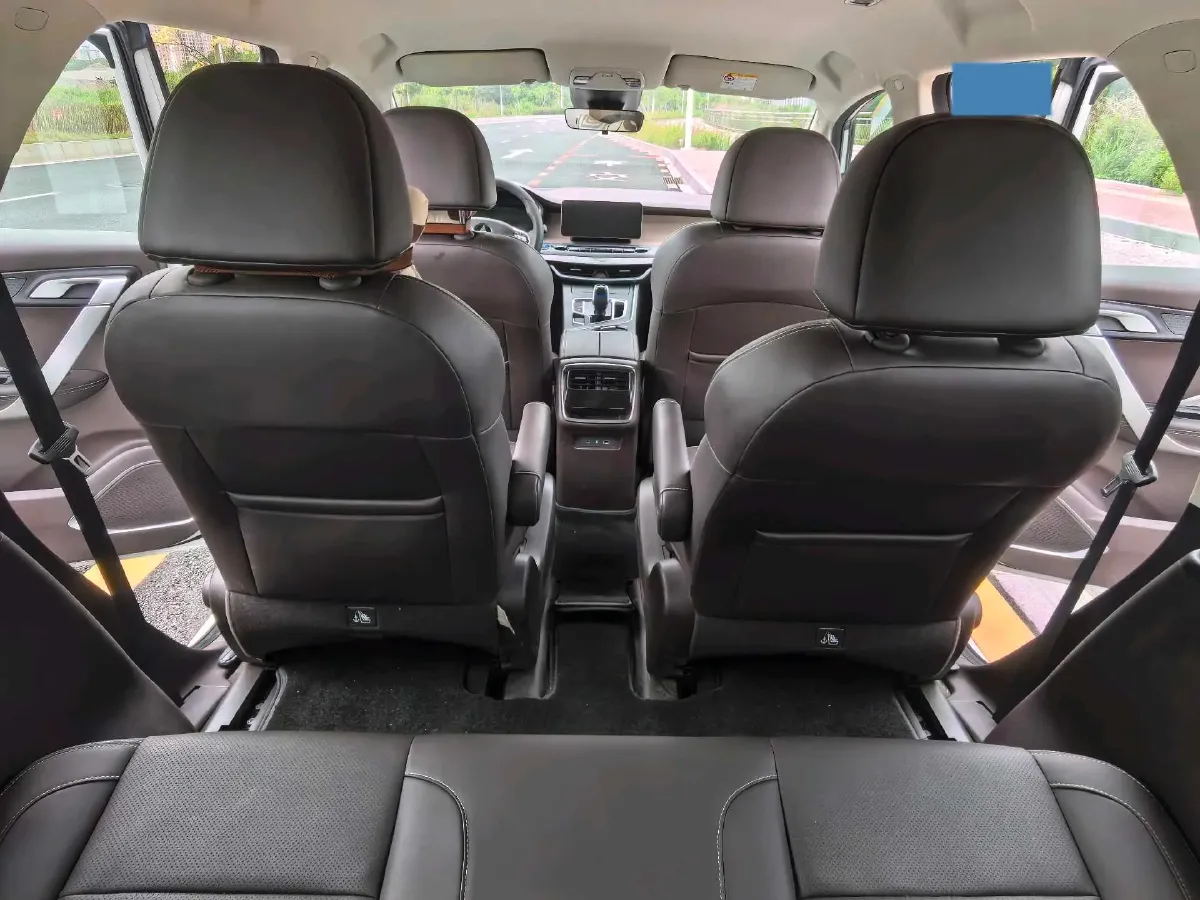 2025 Livan 8 BEV 68.03KWH,autocango,china used car exporter,china ev exporter,chinese used car exporter,chinese used ev exporter