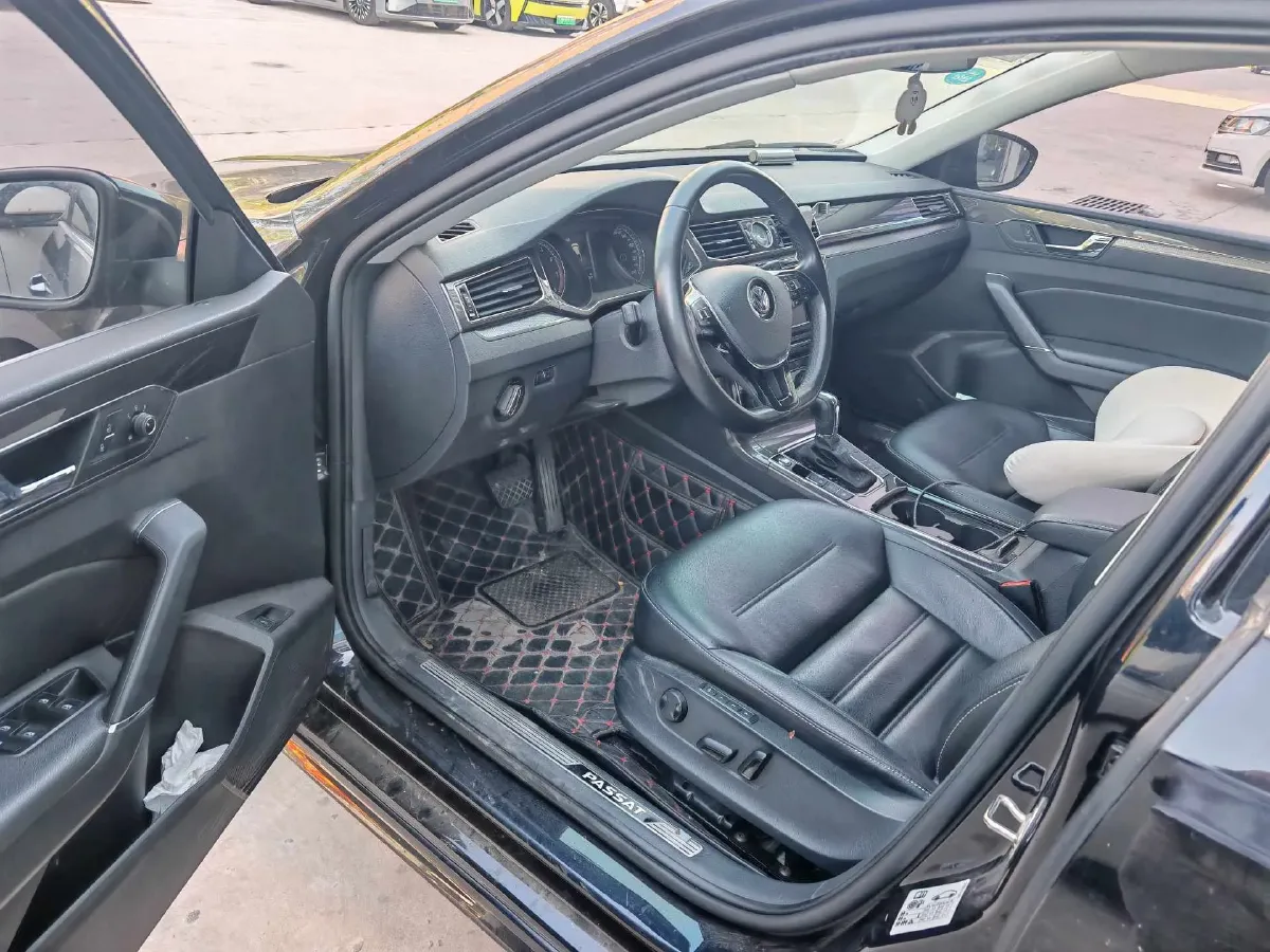2017 Volkswagen Passat 1.8T 180HP L4 7DCT,autocango,china used car exporter,china ev exporter,chinese used car exporter,chinese used ev exporter