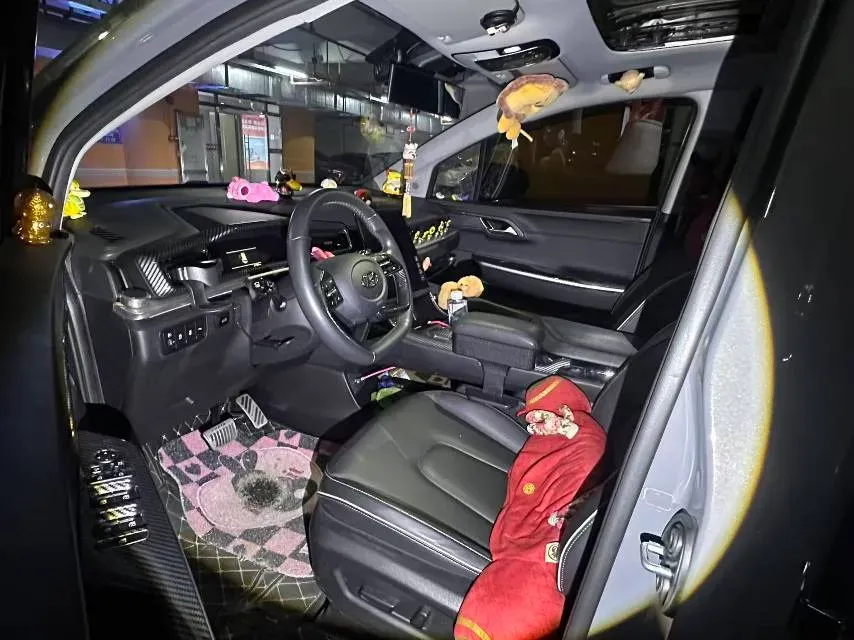 2021 Hyundai Custo 1.5T 170HP L4 8AT,autocango,china used car exporter,china ev exporter,chinese used car exporter,chinese used ev exporter