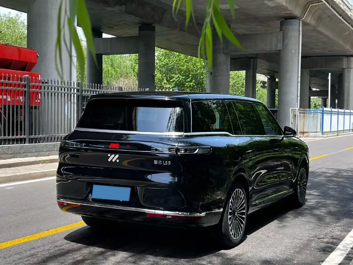 2026 IM LS9 REEV 155HP REEV,autocango,china used car exporter,china ev exporter,chinese used car exporter,chinese used ev exporter