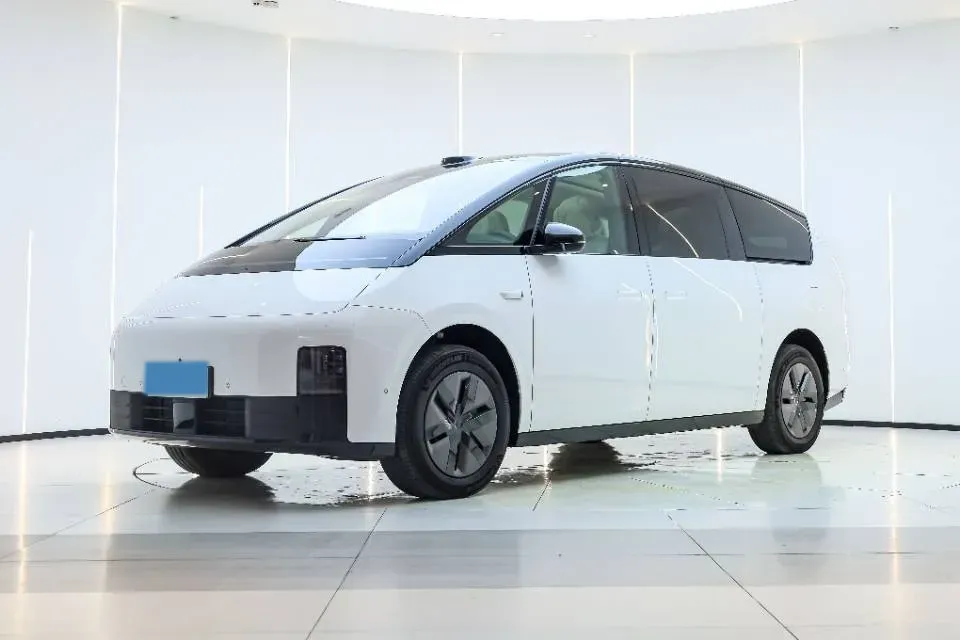 2025 Li MEGA BEV,autocango,china used car exporter,china ev exporter,chinese used car exporter,chinese used ev exporter