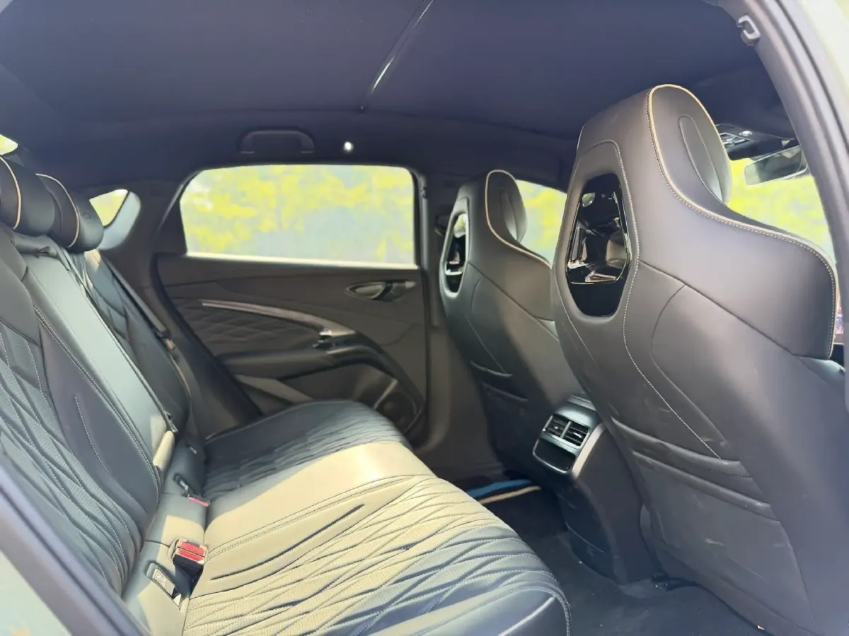 2022 MAXUS DaJia 5 BEV 70KWH,autocango,china used car exporter,china ev exporter,chinese used car exporter,chinese used ev exporter