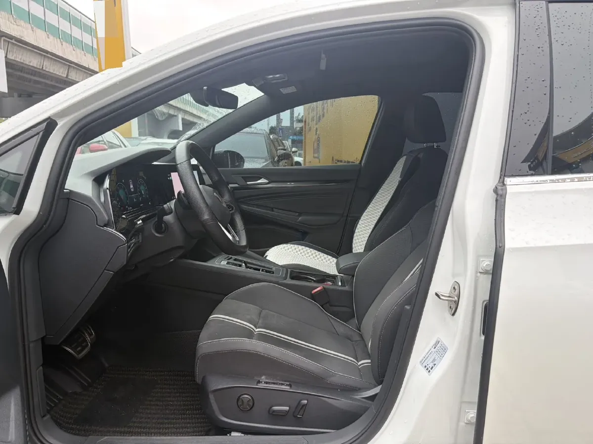 2021 Volkswagen Golf 1.4T 150HP L4 7DCT,autocango,china used car exporter,china ev exporter,chinese used car exporter,chinese used ev exporter