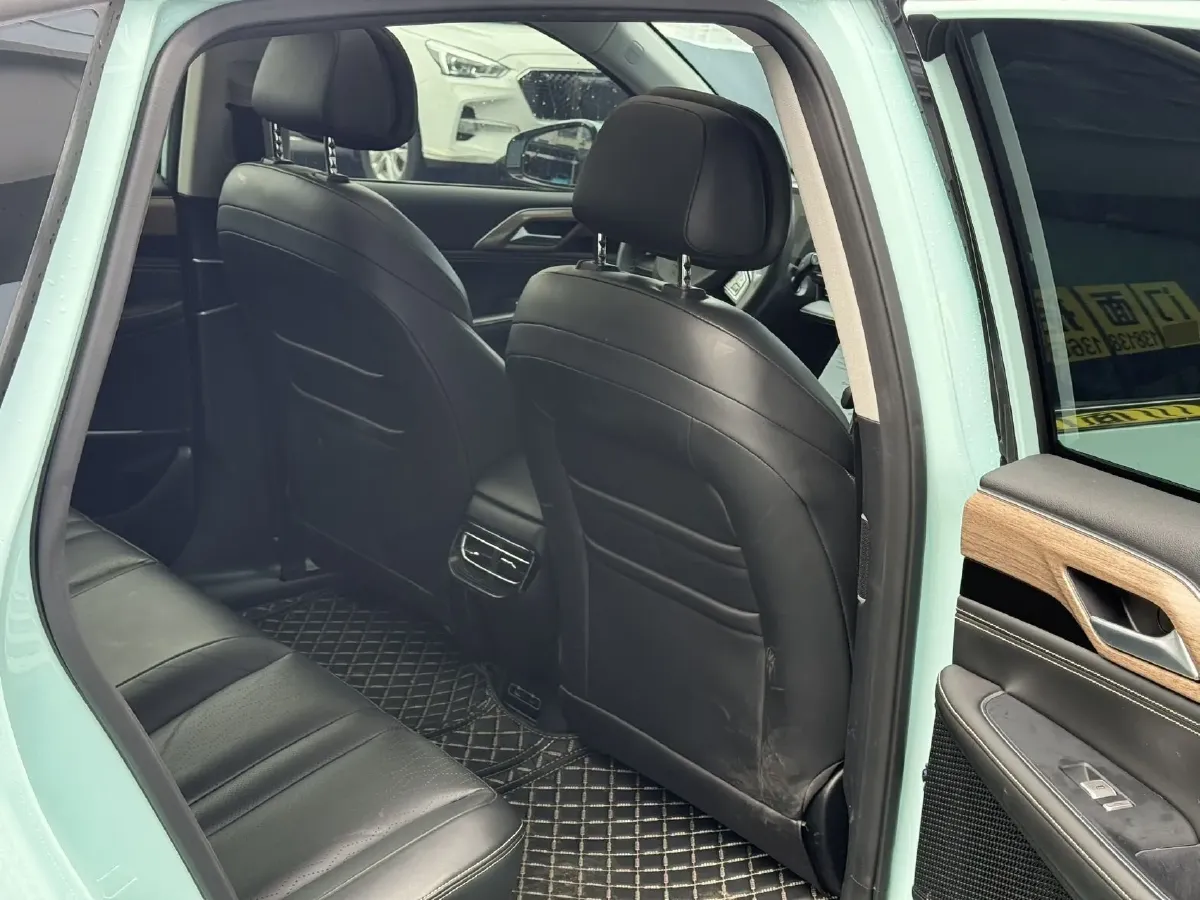 2021 Xpeng P5 BEV 71.4KWH,autocango,china used car exporter,china ev exporter,chinese used car exporter,chinese used ev exporter