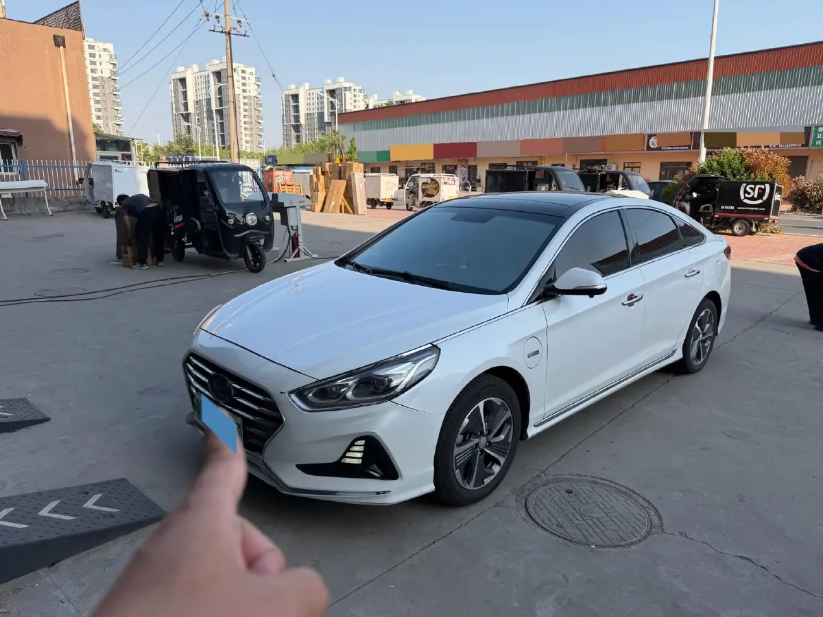 2018 Hyundai Sonata 2.0L 156HP L4 6AT PHEV 12.9KWH,autocango,china used car exporter,china ev exporter,chinese used car exporter,chinese used ev exporter