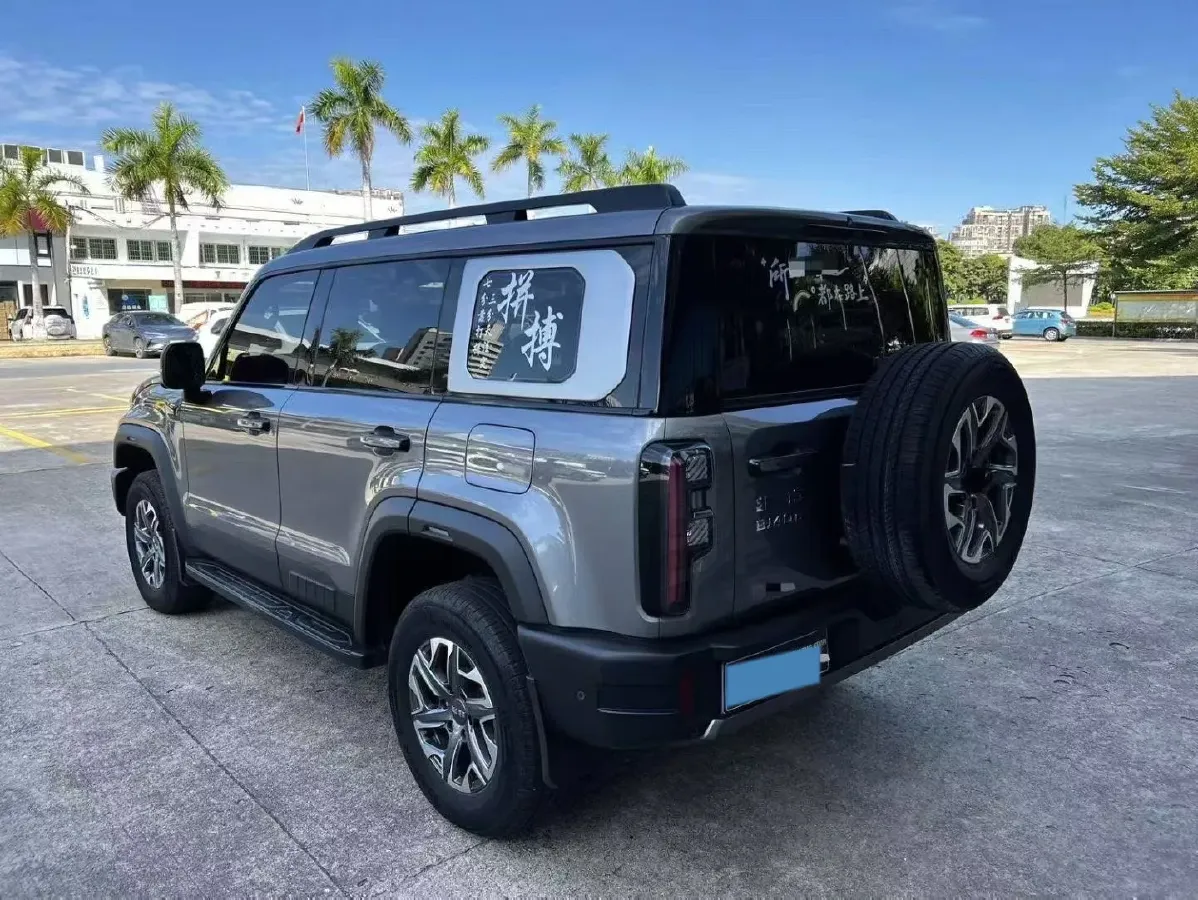 2024 Beijing BJ40 2.0T 245HP L4 8AT,autocango,china used car exporter,china ev exporter,chinese used car exporter,chinese used ev exporter