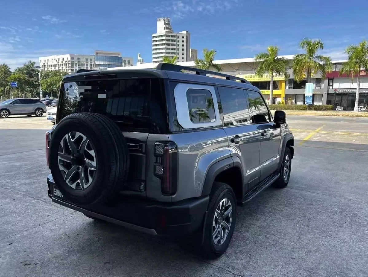 2024 Beijing BJ40 2.0T 245HP L4 8AT,autocango,china used car exporter,china ev exporter,chinese used car exporter,chinese used ev exporter