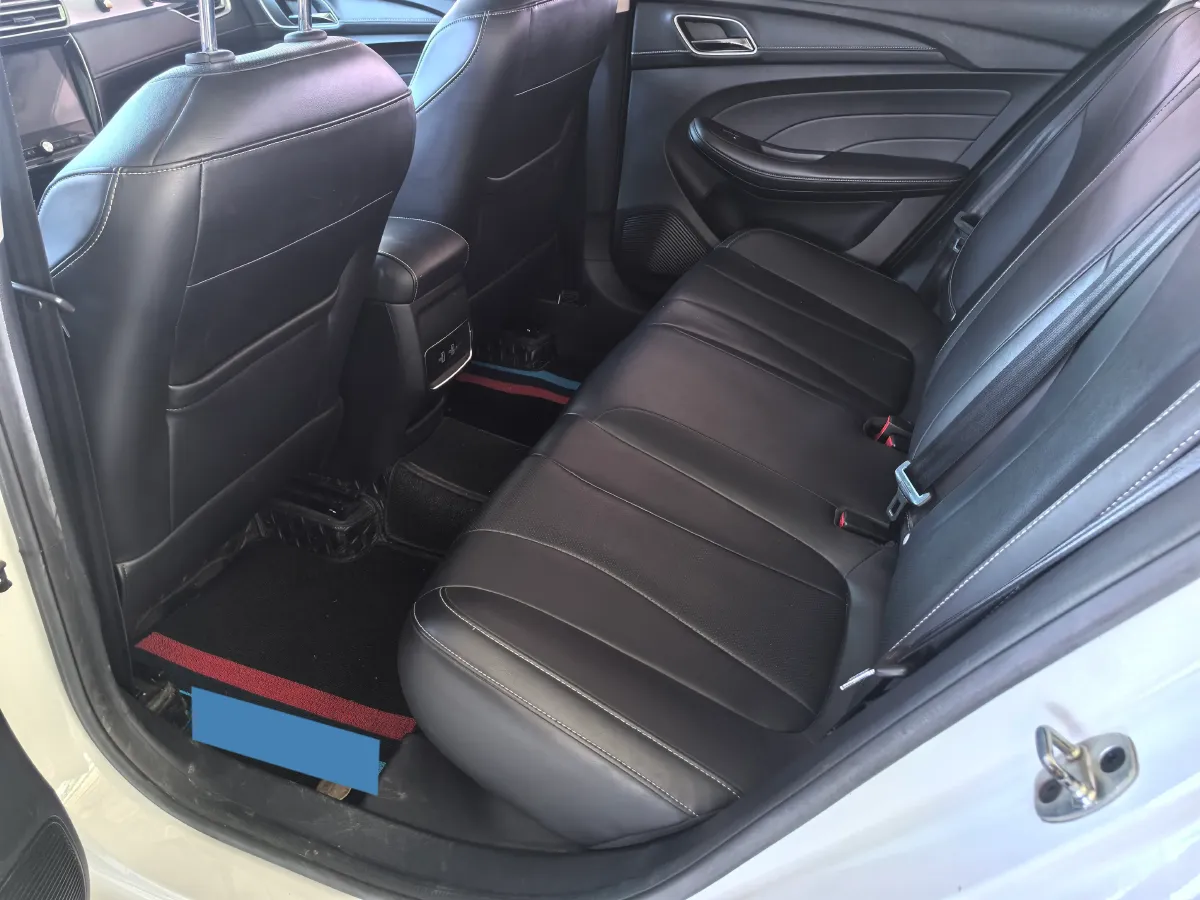 2019 Roewe i5 1.5L 120HP L4 CVT,autocango,china used car exporter,china ev exporter,chinese used car exporter,chinese used ev exporter