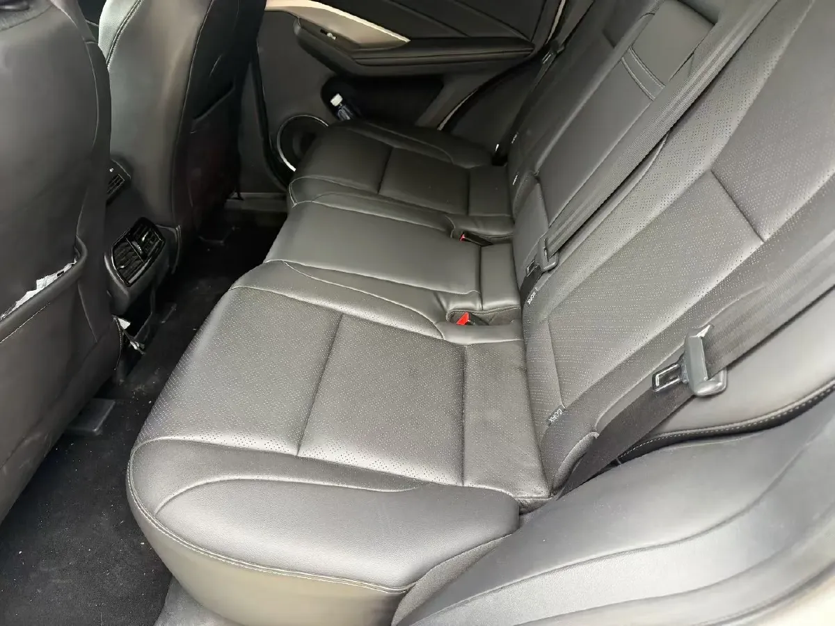 2018 WEY VV6 2.0T 197HP L4 7DCT,autocango,china used car exporter,china ev exporter,chinese used car exporter,chinese used ev exporter