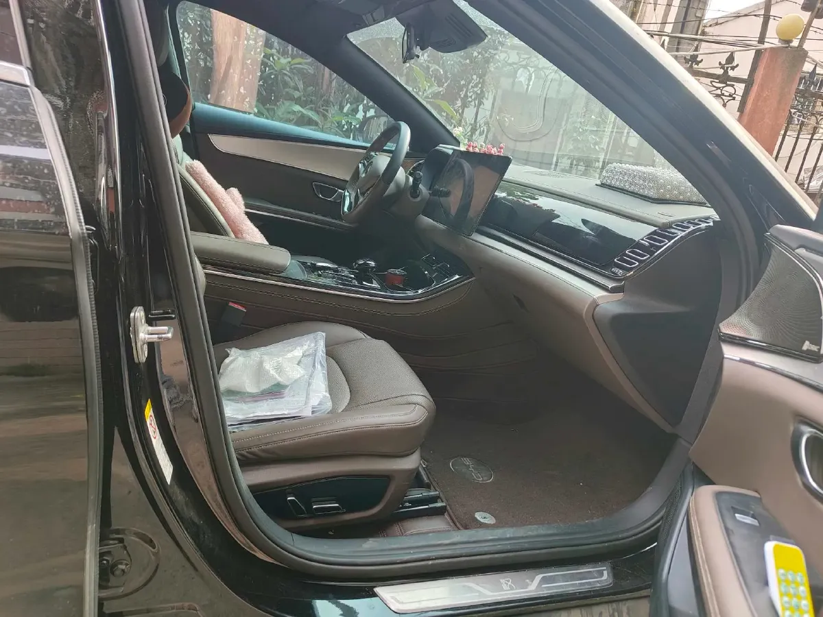 2020 WEY VV7 2.0T 227HP L4 7DCT PHEV,autocango,china used car exporter,china ev exporter,chinese used car exporter,chinese used ev exporter