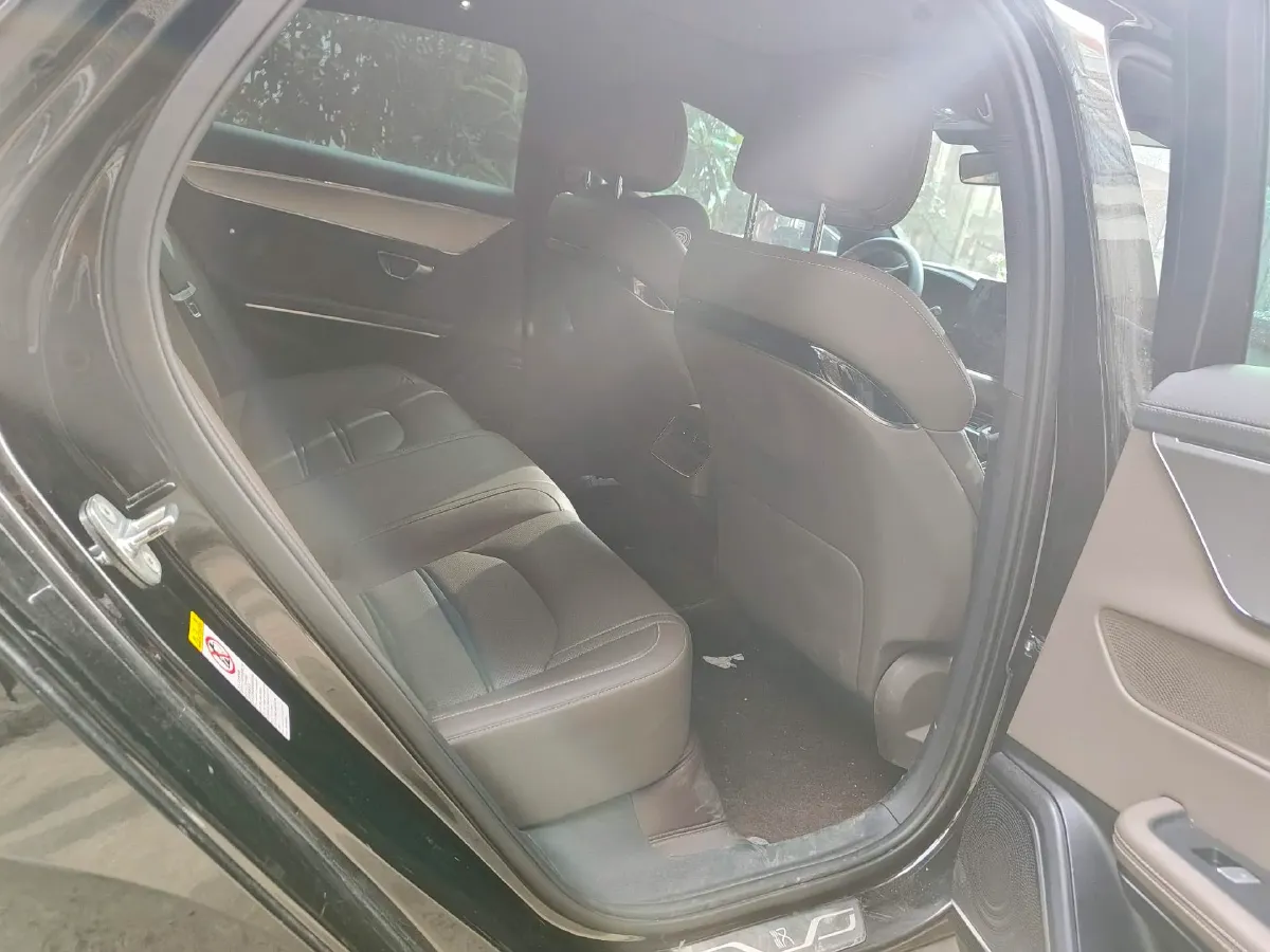 2020 WEY VV7 2.0T 227HP L4 7DCT PHEV,autocango,china used car exporter,china ev exporter,chinese used car exporter,chinese used ev exporter