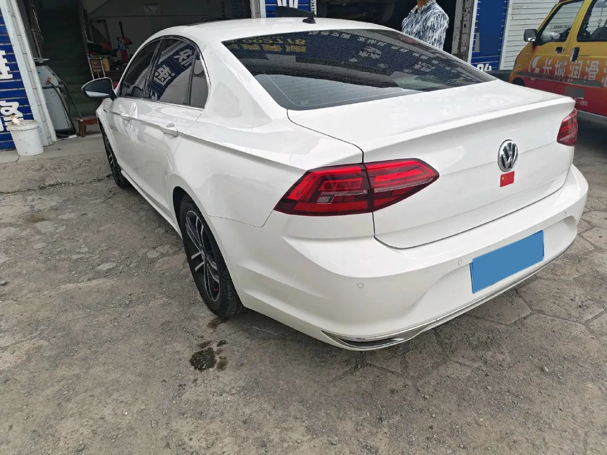 2019 Volkswagen Passat 1.4T 150HP L4 7DCT,autocango,china used car exporter,china ev exporter,chinese used car exporter,chinese used ev exporter