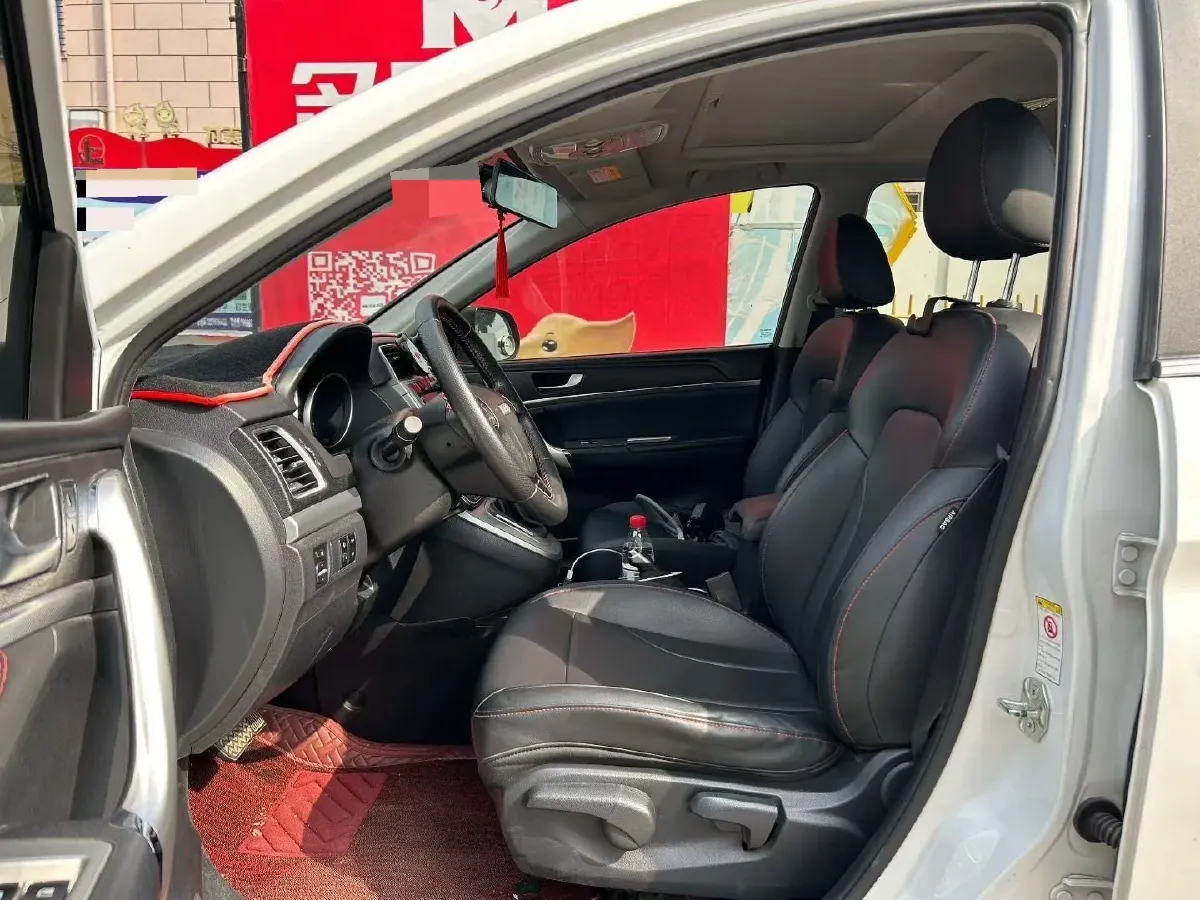 2019 Haval M6 1.5T 150HP L4 7DCT,autocango,china used car exporter,china ev exporter,chinese used car exporter,chinese used ev exporter