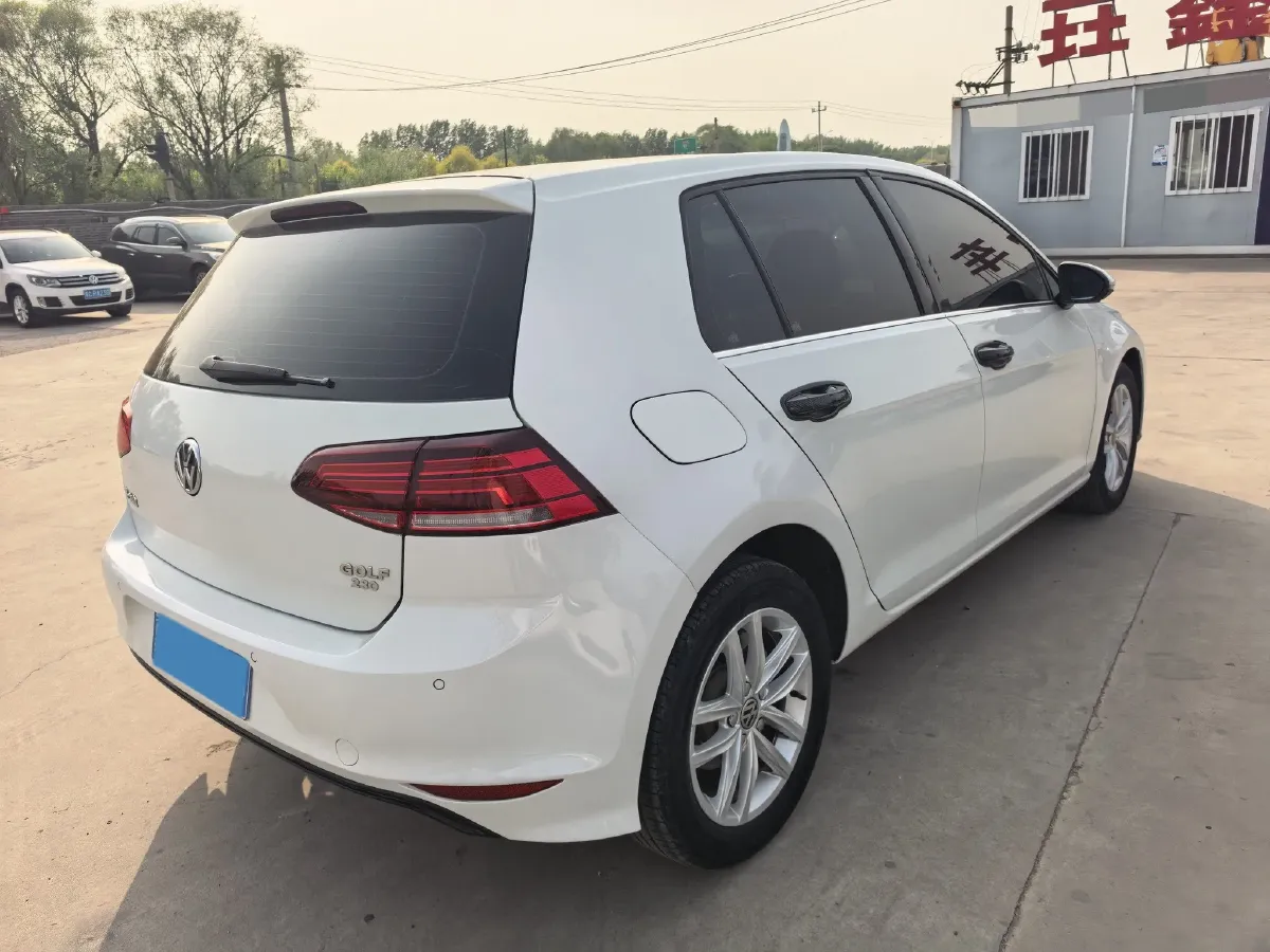 2018 Volkswagen Golf 1.4T 131HP L4 7DCT,autocango,china used car exporter,china ev exporter,chinese used car exporter,chinese used ev exporter
