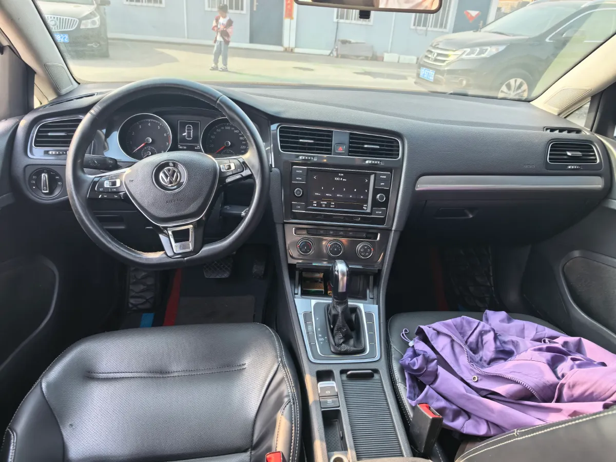 2018 Volkswagen Golf 1.4T 131HP L4 7DCT,autocango,china used car exporter,china ev exporter,chinese used car exporter,chinese used ev exporter