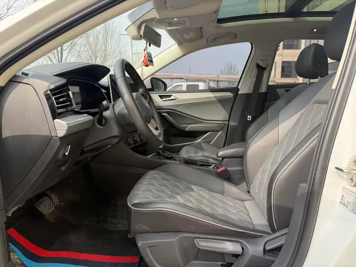 2024 Volkswagen Sagitar 1.5T 160HP L4 7DCT,autocango,china used car exporter,china ev exporter,chinese used car exporter,chinese used ev exporter