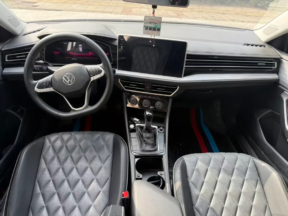 2024 Volkswagen Sagitar 1.5T 160HP L4 7DCT,autocango,china used car exporter,china ev exporter,chinese used car exporter,chinese used ev exporter
