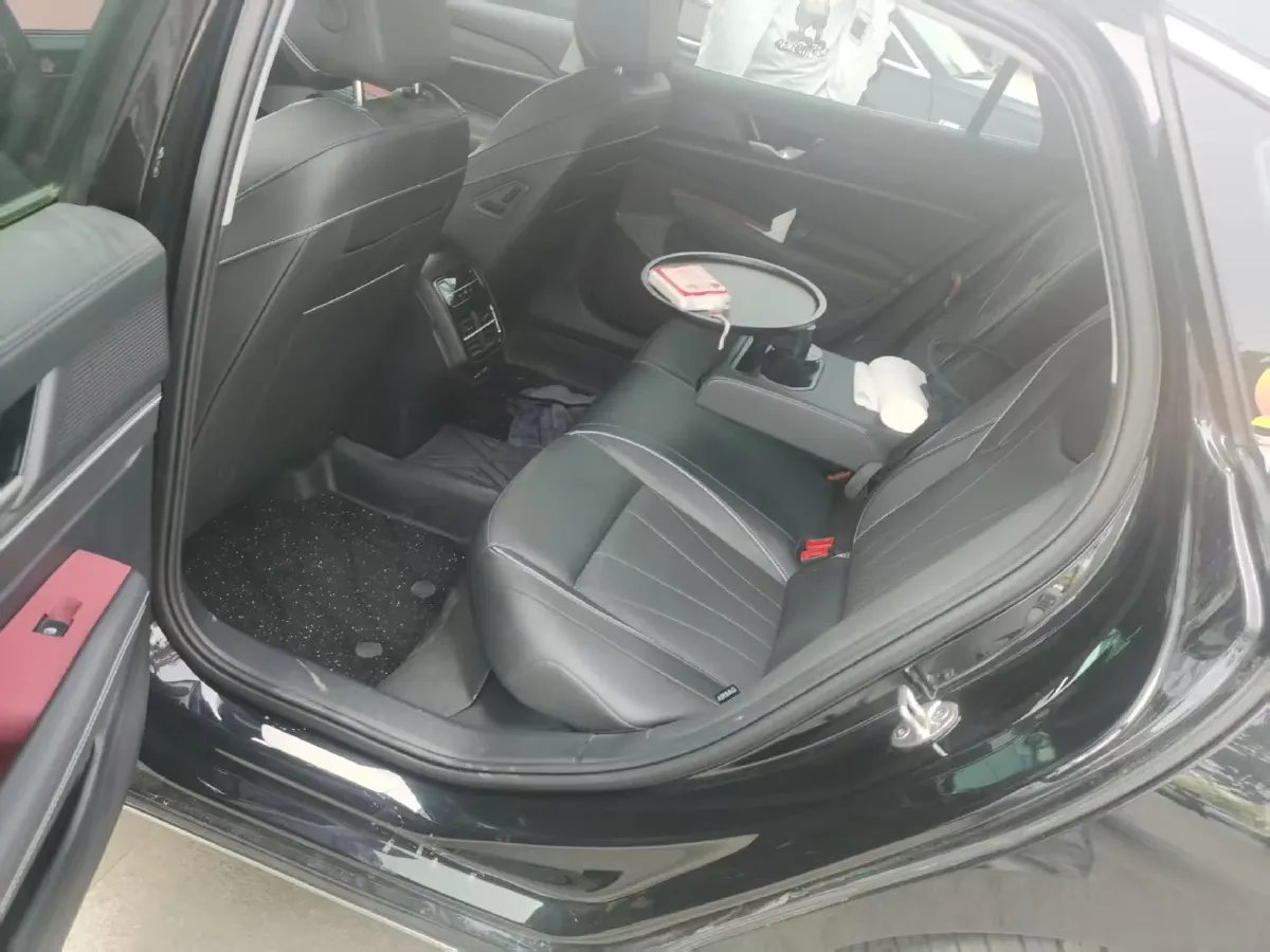 2025 Volkswagen Passat 2.0T 220HP L4 7DCT,autocango,china used car exporter,china ev exporter,chinese used car exporter,chinese used ev exporter