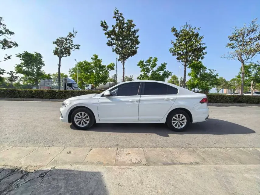 2023 Volkswagen Bora 1.2T 116HP L4 7DCT,autocango,china used car exporter,china ev exporter,chinese used car exporter,chinese used ev exporter