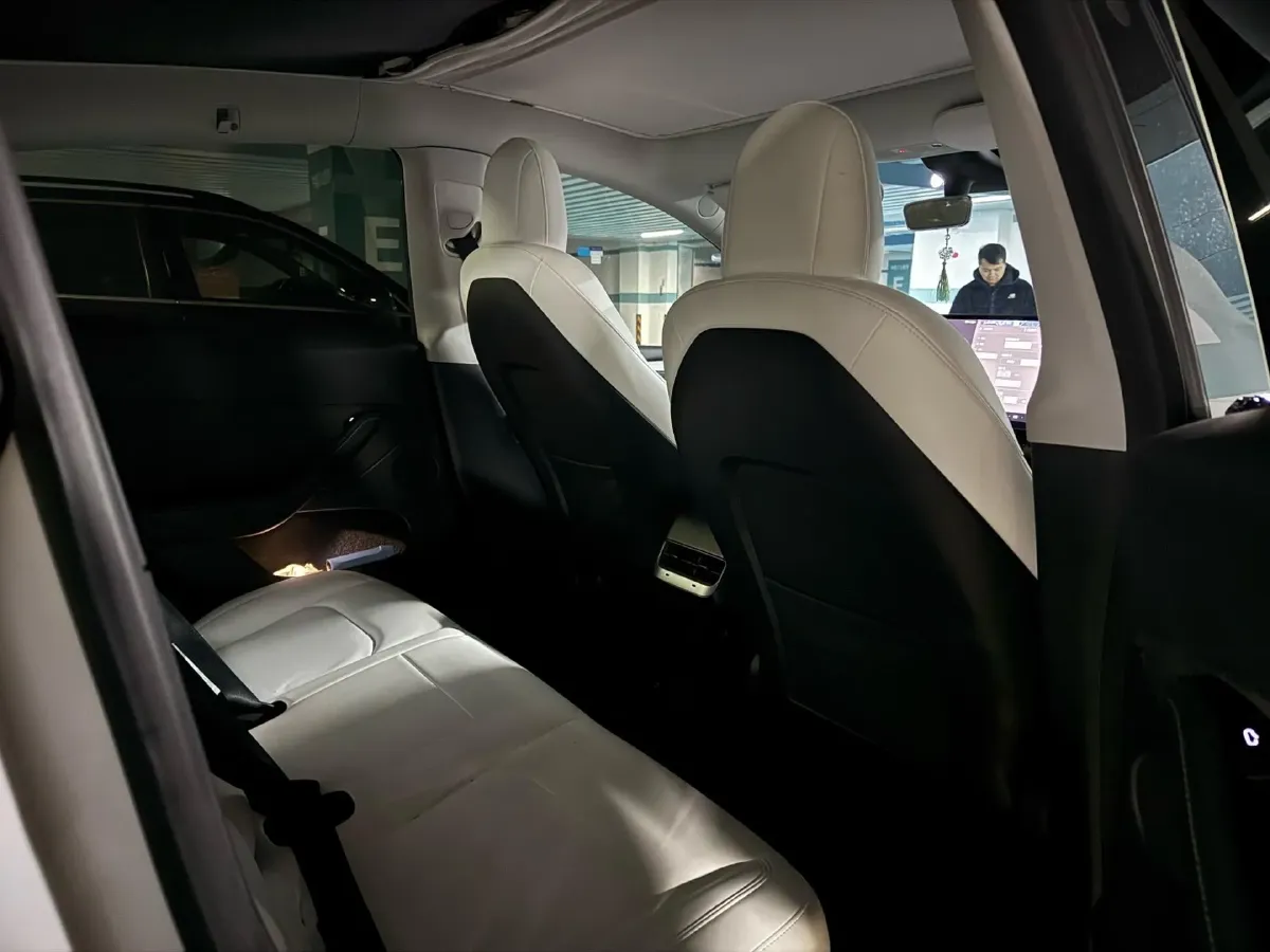 2021 Tesla Model Y BEV 76.8KWH,autocango,china used car exporter,china ev exporter,chinese used car exporter,chinese used ev exporter