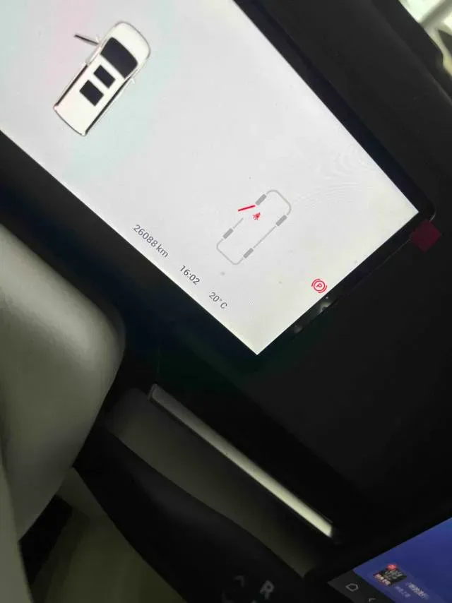 2025 Voyah Dream 1.5T 150HP L4 PHEV 41.7KWH,autocango,china used car exporter,china ev exporter,chinese used car exporter,chinese used ev exporter