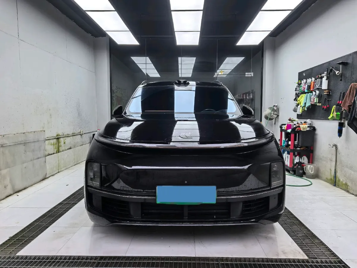 2023 Li L7 Range Extended 154HP REEV 40.9KWH,autocango,china used car exporter,china ev exporter,chinese used car exporter,chinese used ev exporter