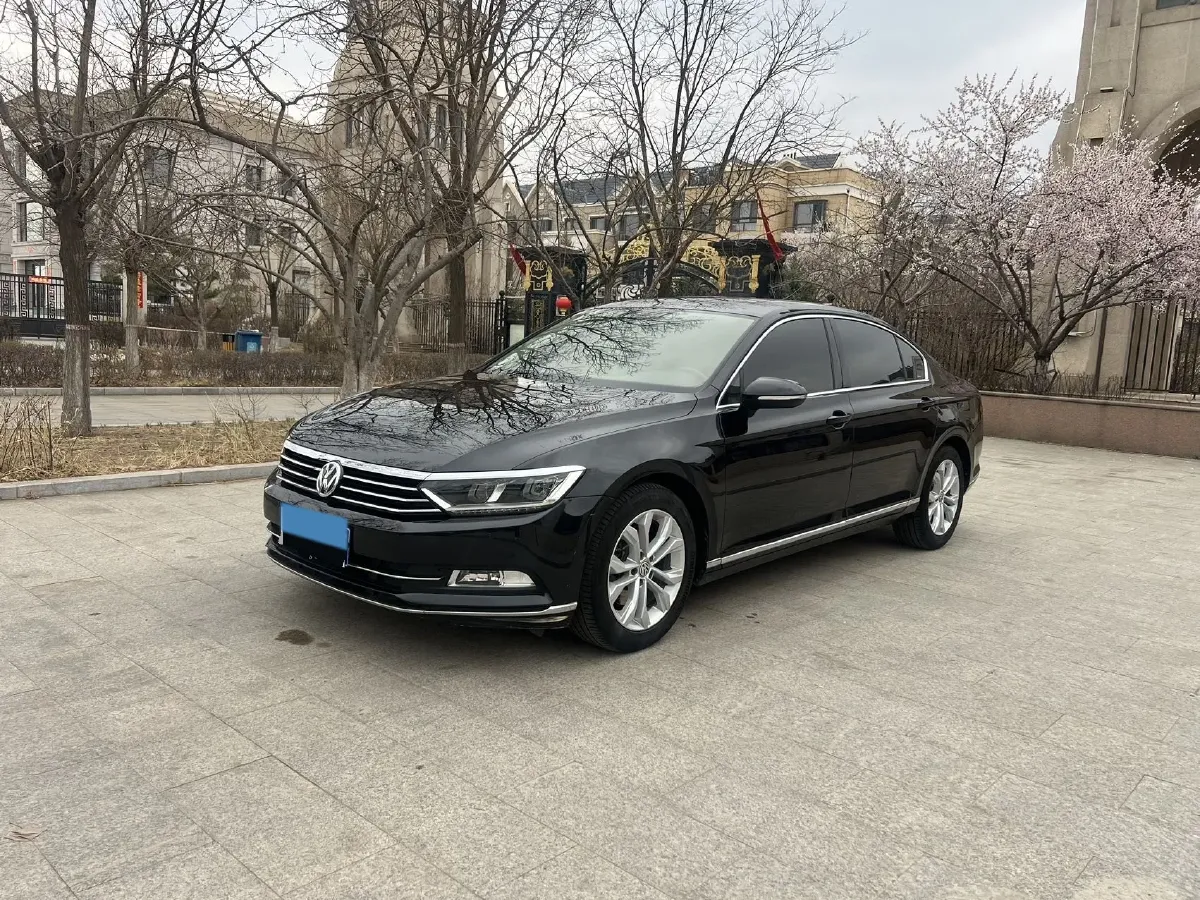 2018 Volkswagen Magotan 1.8T 180HP L4 7DCT,autocango,china used car exporter,china ev exporter,chinese used car exporter,chinese used ev exporter
