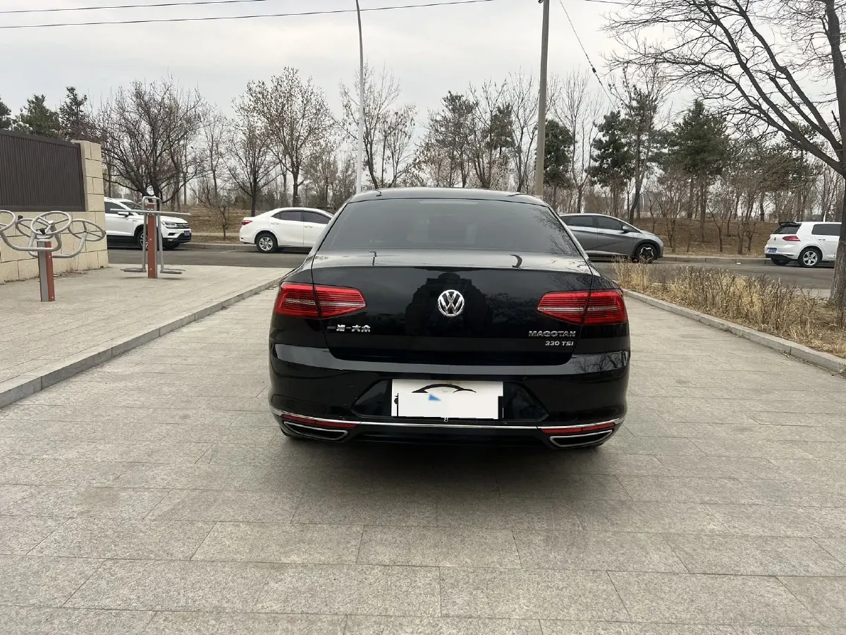 2018 Volkswagen Magotan 1.8T 180HP L4 7DCT,autocango,china used car exporter,china ev exporter,chinese used car exporter,chinese used ev exporter