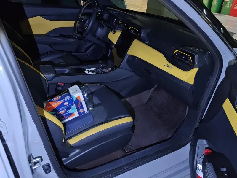 2023 DongFeng Aeolus YiXuan 1.5T 197HP L4 6DCT,autocango,china used car exporter,china ev exporter,chinese used car exporter,chinese used ev exporter