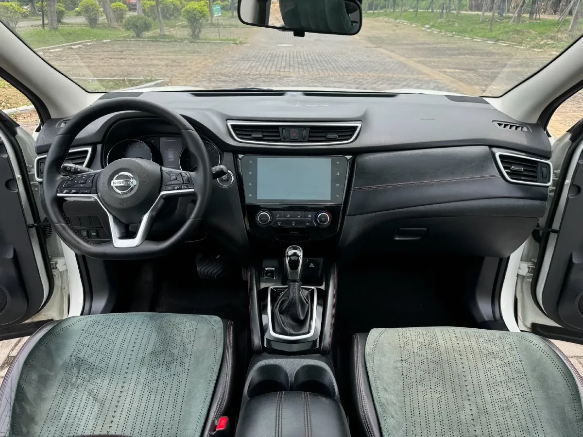 2021 Nissan Qashqai 2.0L 151HP L4 CVT,autocango,china used car exporter,china ev exporter,chinese used car exporter,chinese used ev exporter