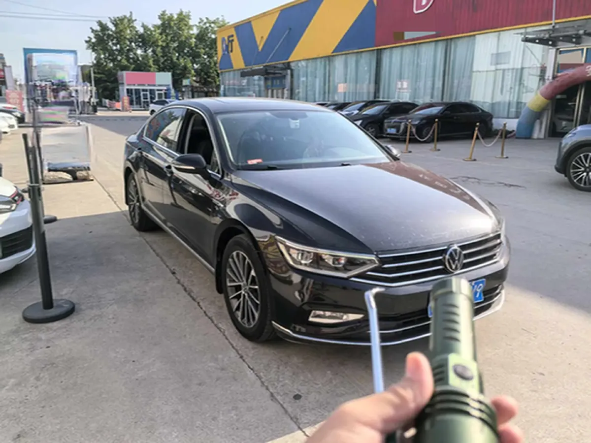 2020 Volkswagen Magotan 2.0T 186HP L4 7DCT,autocango,china used car exporter,china ev exporter,chinese used car exporter,chinese used ev exporter