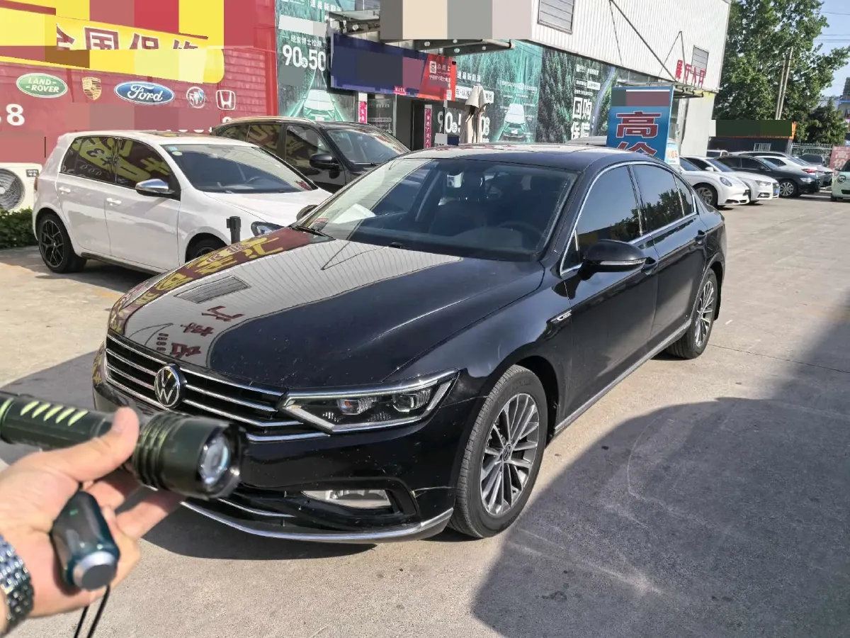 2020 Volkswagen Magotan 2.0T 186HP L4 7DCT,autocango,china used car exporter,china ev exporter,chinese used car exporter,chinese used ev exporter