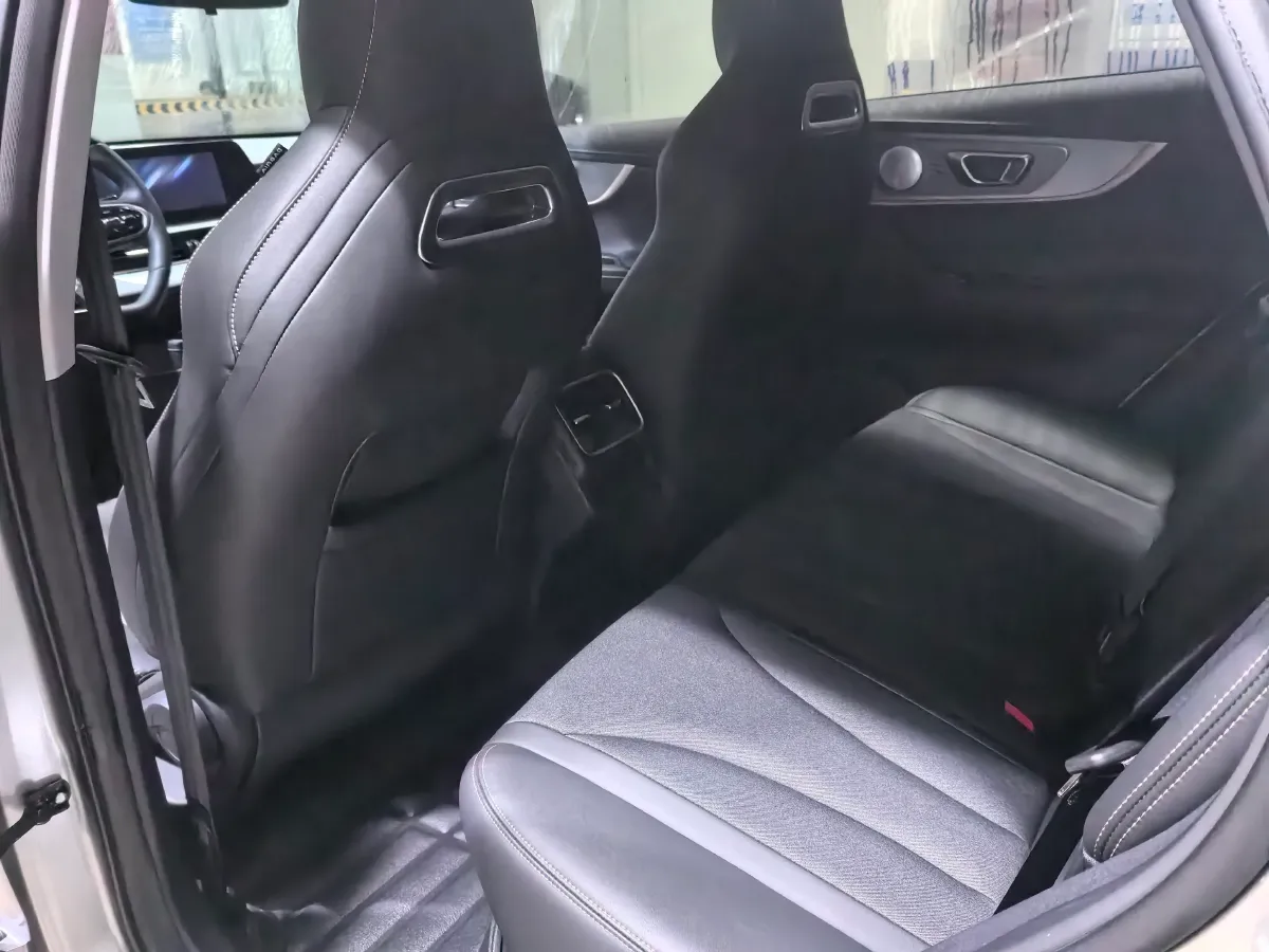 2023 Venucia D60 1.6L 122HP L4 CVT,autocango,china used car exporter,china ev exporter,chinese used car exporter,chinese used ev exporter