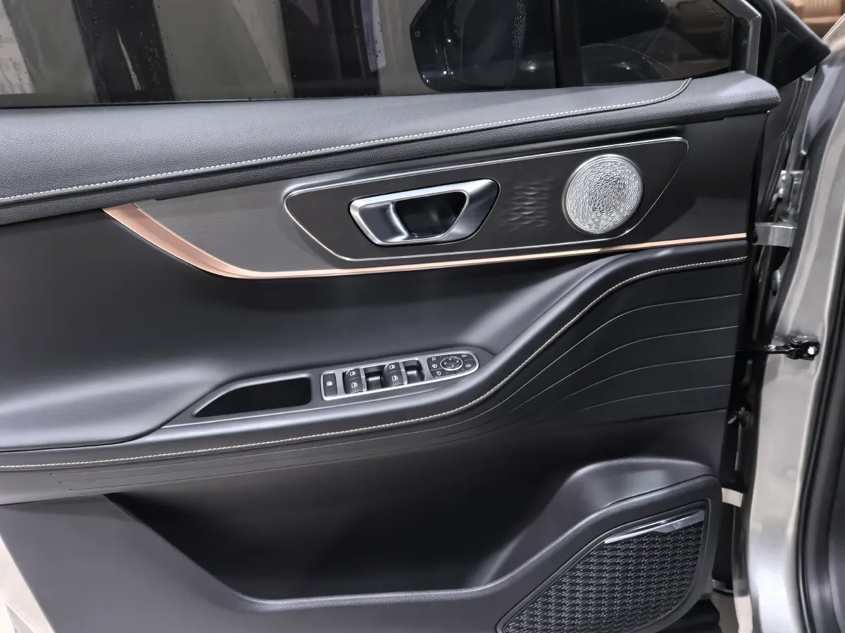 2023 Venucia D60 1.6L 122HP L4 CVT,autocango,china used car exporter,china ev exporter,chinese used car exporter,chinese used ev exporter