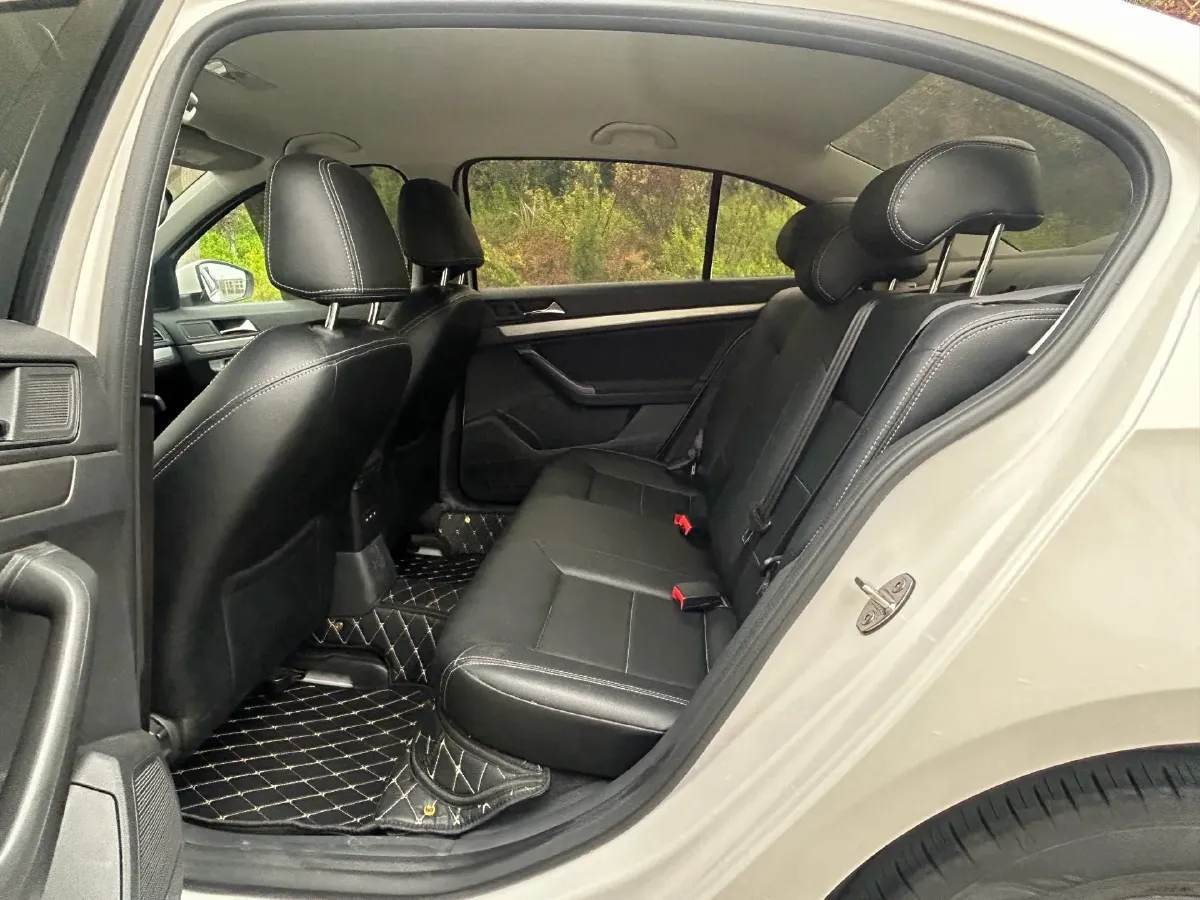 2019 ChangAn Eado XT 1.6L 128HP L4 6AT,autocango,china used car exporter,china ev exporter,chinese used car exporter,chinese used ev exporter