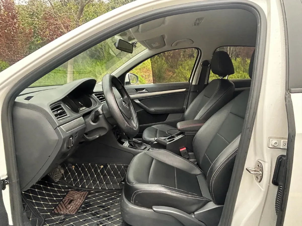 2019 ChangAn Eado XT 1.6L 128HP L4 6AT,autocango,china used car exporter,china ev exporter,chinese used car exporter,chinese used ev exporter