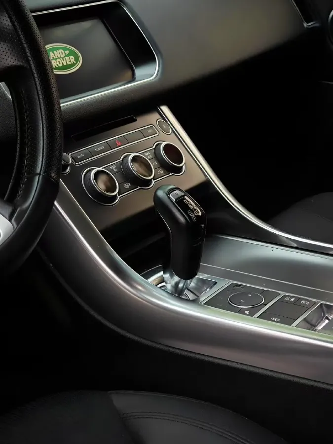 2015 Land Rover Range Rover Sport 3.0T 340HP V6 8AT,autocango,china used car exporter,china ev exporter,chinese used car exporter,chinese used ev exporter