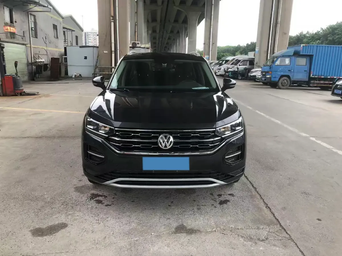 2019 Jeep Cherokee 2.0T 234HP L4 9AT,autocango,china used car exporter,china ev exporter,chinese used car exporter,chinese used ev exporter