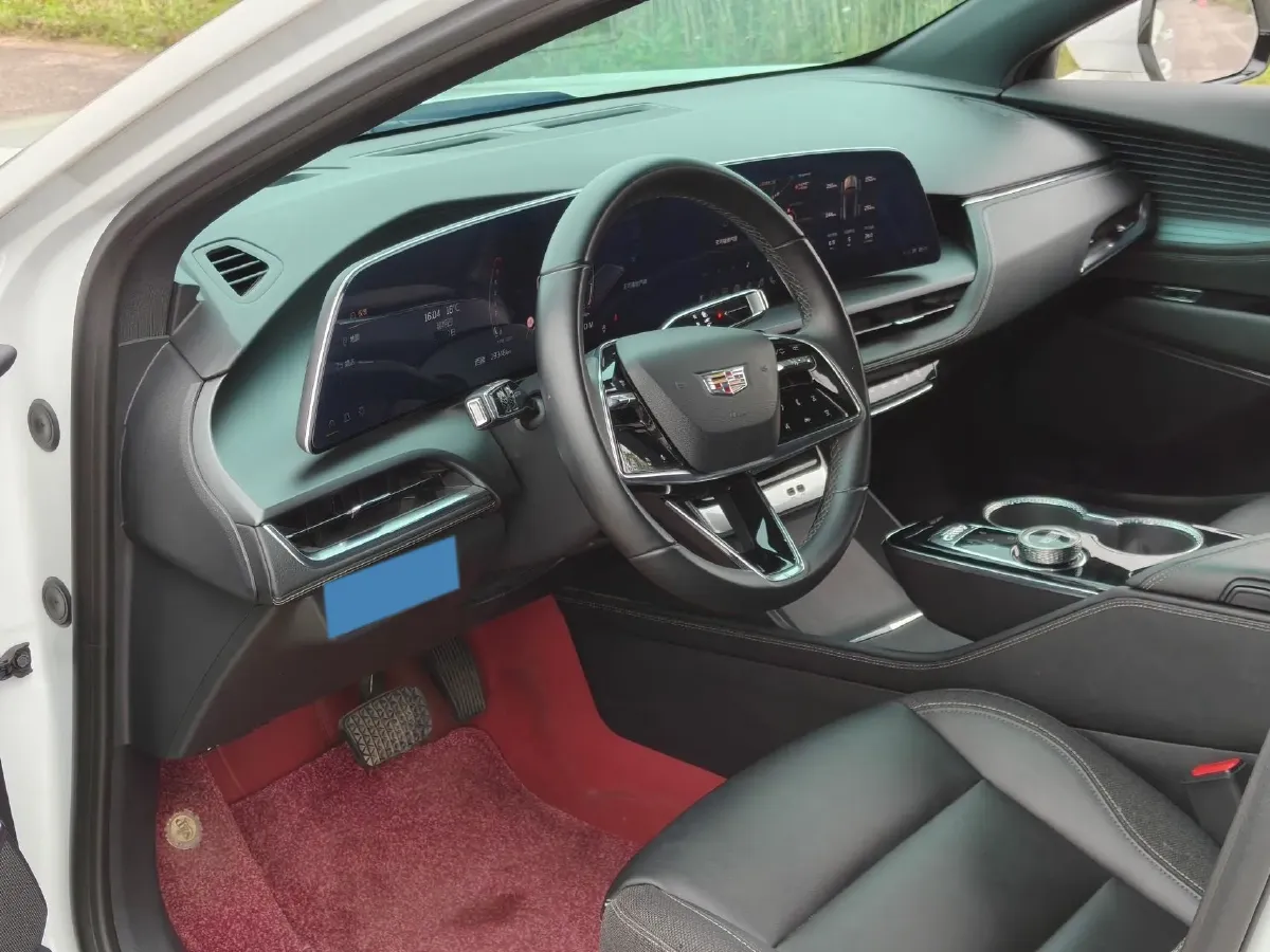 2023 Cadillac GT4 1.5T 211HP L4 9AT,autocango,china used car exporter,china ev exporter,chinese used car exporter,chinese used ev exporter