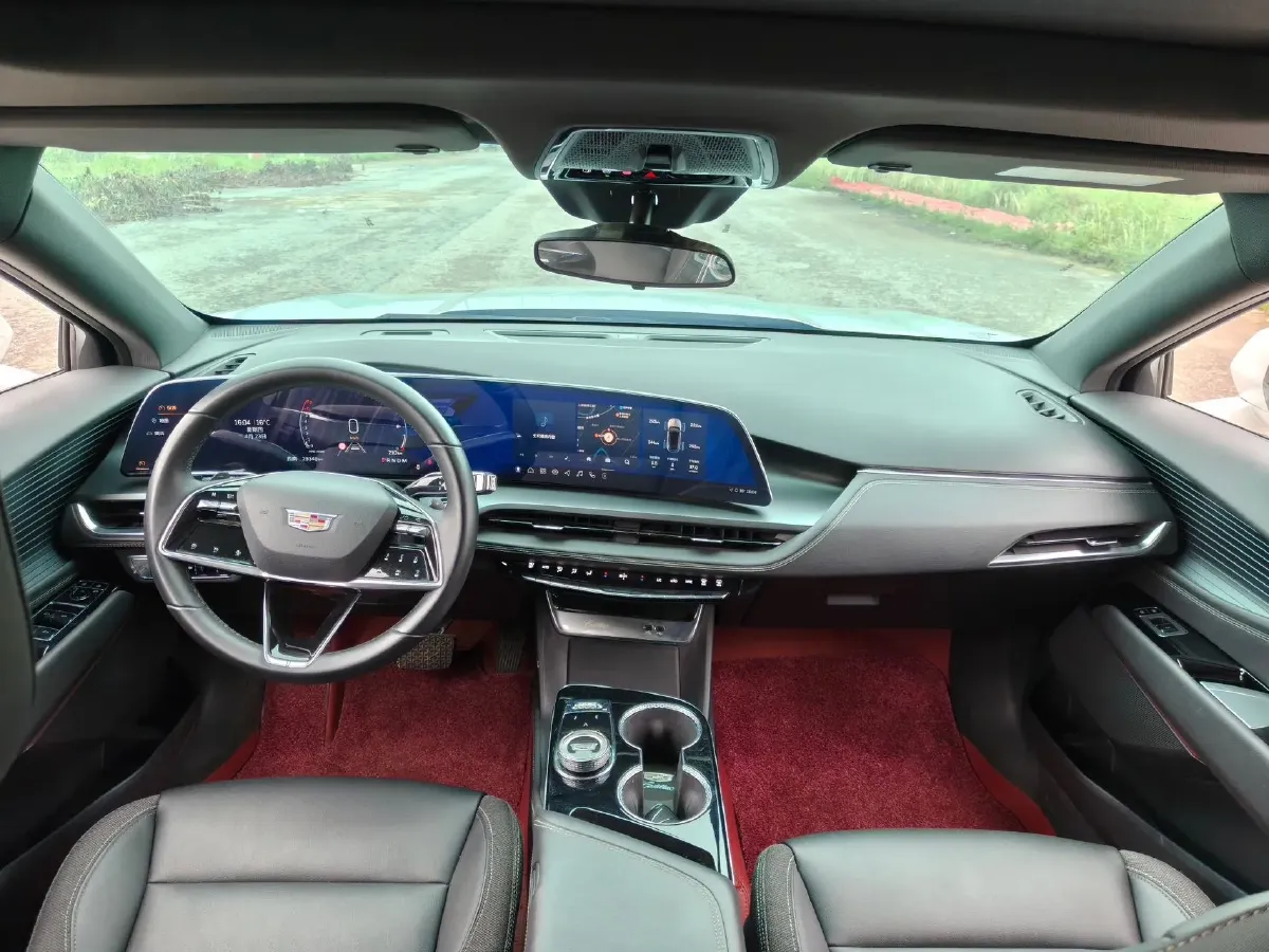 2023 Cadillac GT4 1.5T 211HP L4 9AT,autocango,china used car exporter,china ev exporter,chinese used car exporter,chinese used ev exporter