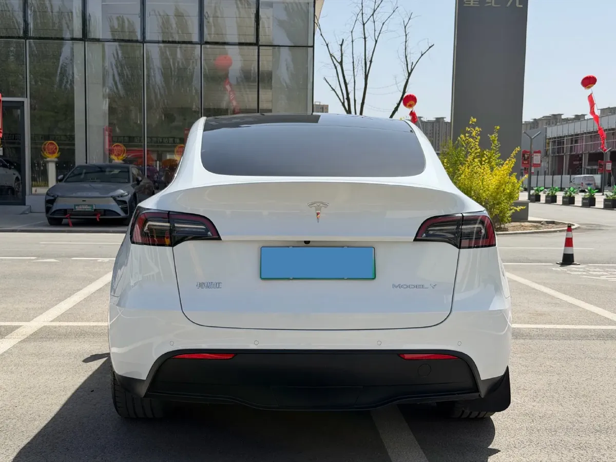 2022 Tesla Model Y BEV 60KWH,autocango,china used car exporter,china ev exporter,chinese used car exporter,chinese used ev exporter