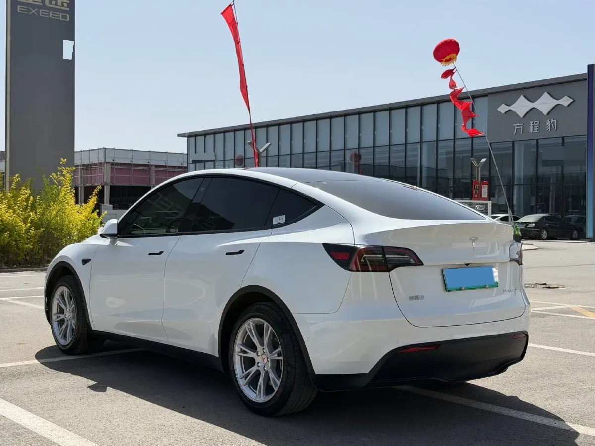 2022 Tesla Model Y BEV 60KWH,autocango,china used car exporter,china ev exporter,chinese used car exporter,chinese used ev exporter