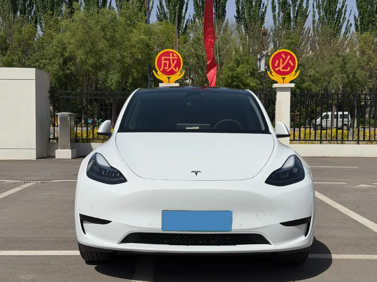 2022 Tesla Model Y BEV 60KWH,autocango,china used car exporter,china ev exporter,chinese used car exporter,chinese used ev exporter