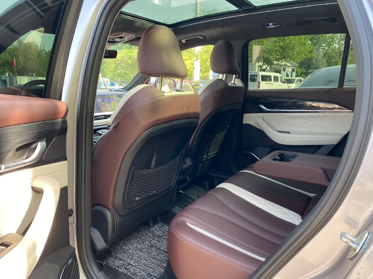 2021 Geely Monjaro 2.0T 238HP L4 8AT,autocango,china used car exporter,china ev exporter,chinese used car exporter,chinese used ev exporter