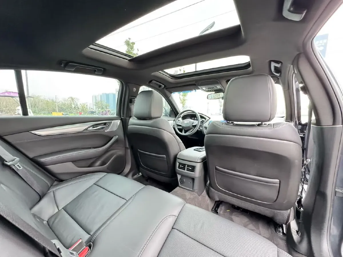 2021 Cadillac CT5 2.0T 237HP L4 10AT,autocango,china used car exporter,china ev exporter,chinese used car exporter,chinese used ev exporter