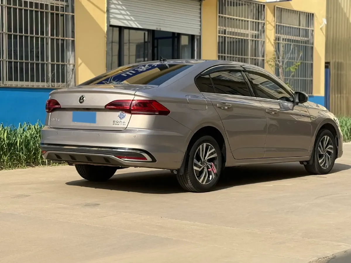 2023 Volkswagen Bora 1.2T 116HP L4 7DCT,autocango,china used car exporter,china ev exporter,chinese used car exporter,chinese used ev exporter