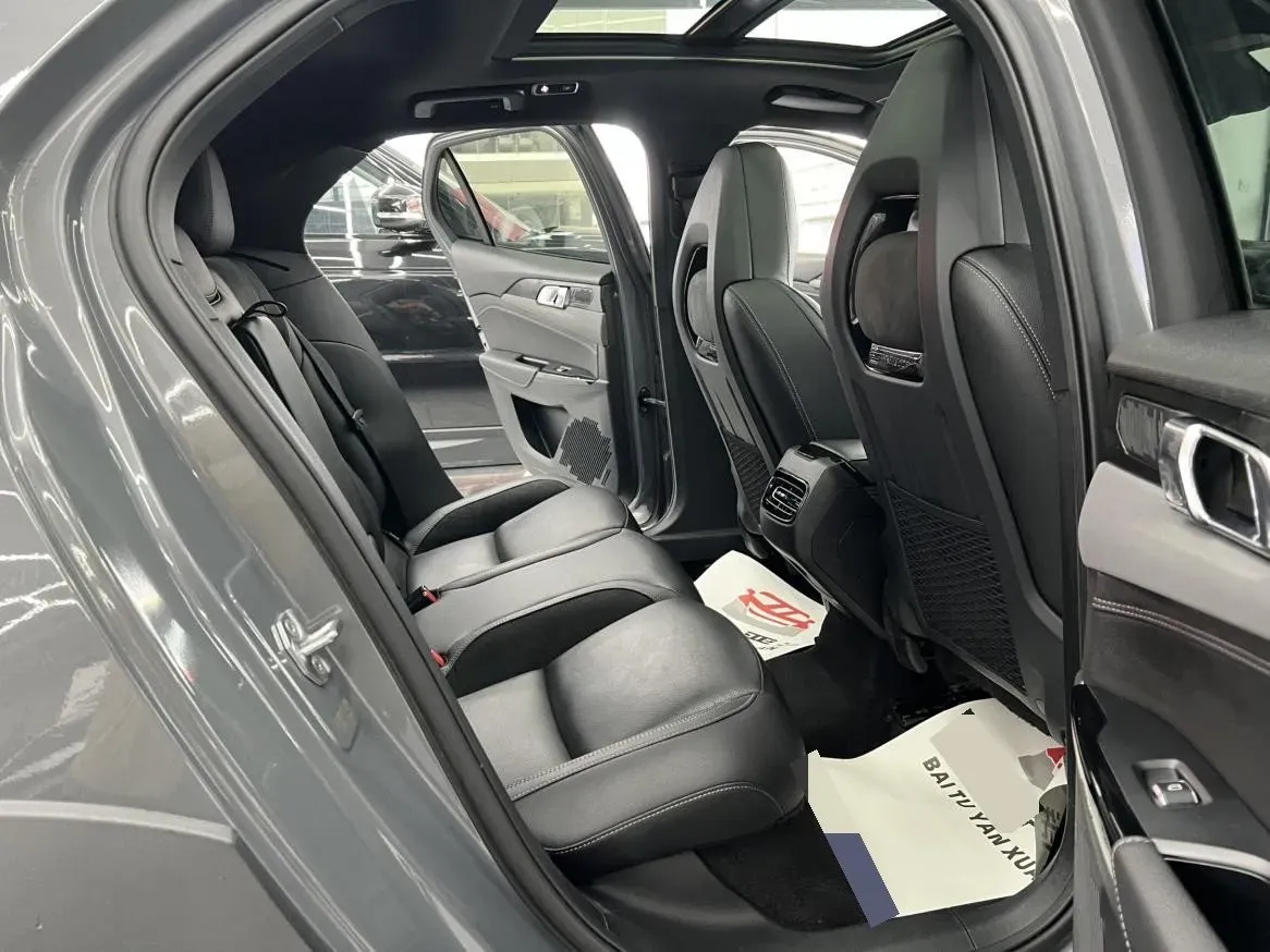 2021 LYNK&CO 01 2.0T 218HP L4 8AT,autocango,china used car exporter,china ev exporter,chinese used car exporter,chinese used ev exporter