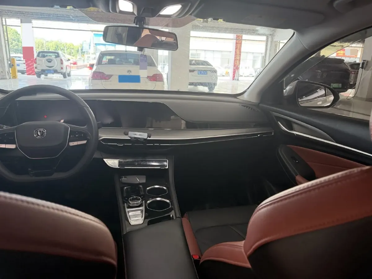 2022 ChangAn Eado 1.4T 160HP L4 7DCT,autocango,china used car exporter,china ev exporter,chinese used car exporter,chinese used ev exporter